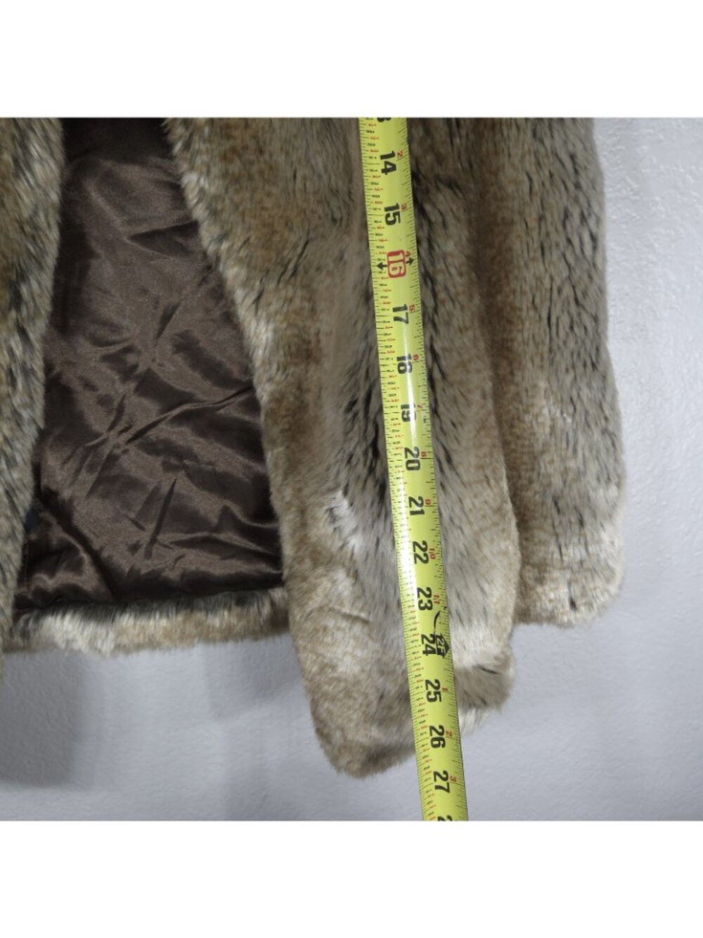 Neiman Marcus Faux Fur Collared Vest Womens Brown Size L Open Front - Picture 15 of 16